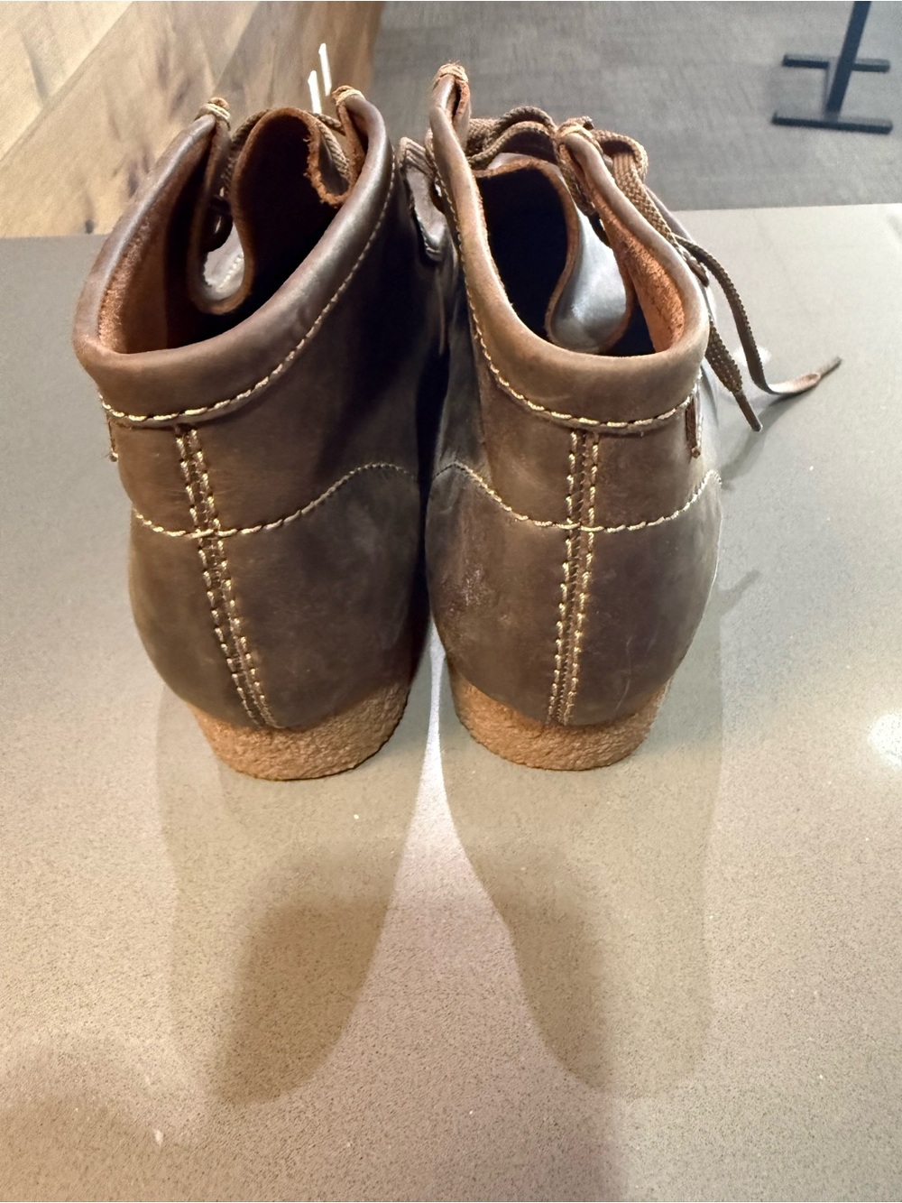 Clarks Men's Brown Leather Chukka Lace-Up Boots - Picture 3 of 3
